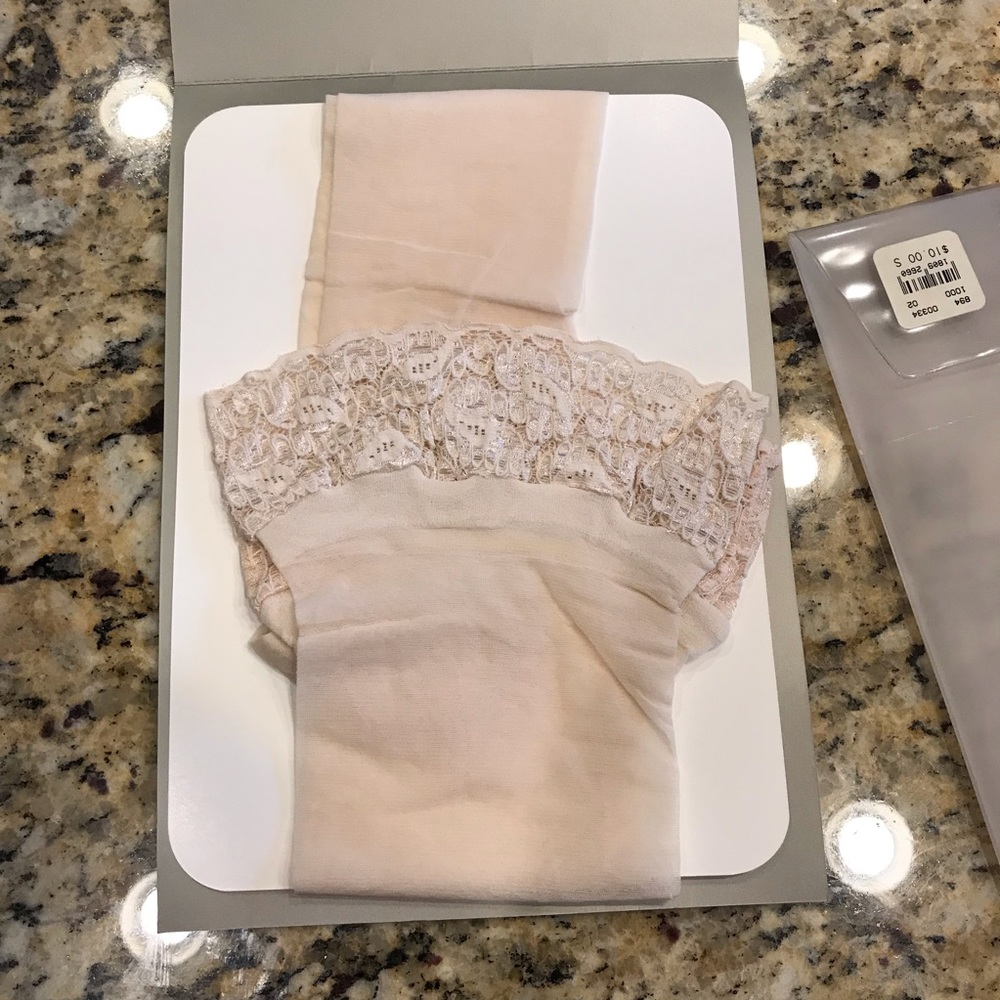 NWT Underplay lace stockings - Picture 2 of 3